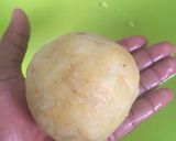 A picture of step 1 of Stuffed yam balls.