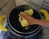 Foto langkah ke 2 dari resep Fudgy Brownies.