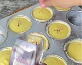 Foto langkah ke 5 dari resep Saffron Portuguese Egg Tart.
