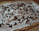 Habos, csokis, meggyes csiga recept fázis 16 fotója