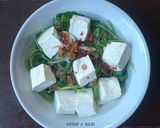 Foto langkah ke 4 dari resep 106. Sayur Bening Bayam Tahu (tanpa kunci).
