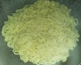 Foto langkah ke 1 dari resep Donat Indomie.
