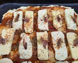 Foto del paso 4 de la receta: Pizza con ajíes y morrones en vinagre