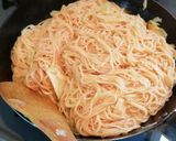 Foto langkah ke 3 dari resep Japanese Napolitan Spaghetti with Cabbage.