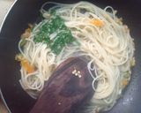 Foto langkah ke 5 dari resep Sphagetti Aglio.