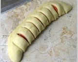 Foto langkah ke 8 dari resep Caterpillar bread.