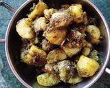 धनिया मसाला आलू (Dhaniya masala aloo recipe in hindi) रेसिपी चरण 2 फोटो