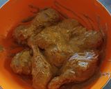 A picture of step 1 of Kali mirch chicken dry.