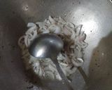 A picture of step 3 of Veg idli....