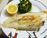 Foto del paso 6 de la receta: Lenguado a la plancha con salteado de trigueros y gambas