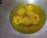 A picture of step 4 of Lotus stem fritters.