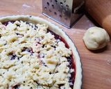 Foto del passaggio 8 della ricetta Crostata con confettura di lamponi