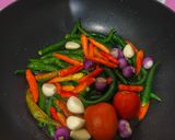 Foto langkah ke 2 dari resep Sambal Cumi Asin.