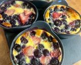 Une image de l'étape 3 de Petits clafoutis légers aux fruits rouges 🍓🫐.