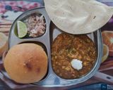 A picture of step 6 of Mumbai Style Butterpav Bhaaji.