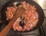 Foto del paso 1 de la receta: Huevos revueltos con bollo de maíz