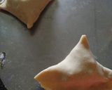 A picture of step 11 of Jain Samosa.