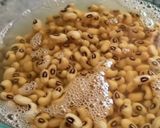 A picture of step 1 of Black eyed curry(Panjabi style).