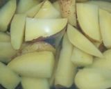 Foto langkah ke 1 dari resep Potatoe Wedges (goreng).