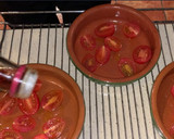 Foto del paso 1 de la receta: Cherrys con huevos al horno
