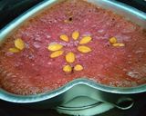स्ट्रॉबेरी एगलेस केक (Strawberry eggless cake recipe in hindi) रेसिपी चरण 8 फोटो