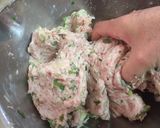 A picture of step 3 of Shaomai (pork steamed dumplings).