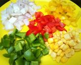 बेबी पिज़्ज़ा (तवा पर) (baby pizza recipe in hindi) रेसिपी चरण 3 फोटो
