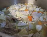 Foto langkah ke 3 dari resep Sup Ayam Wortel Kembang Tahu.