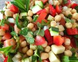 A picture of step 3 of Spicy Garbanzo Mint Salad.