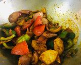 આલુ કેપ્સીકમ (Aloo Capsicum Recipe In Gujarati) રેસીપી સ્ટેપ5ફોટો