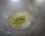 A picture of step 4 of Creamy Spinach and broccoli soup.