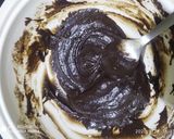 A picture of step 6 of Instant cupcake.