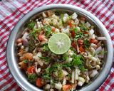 A picture of step 6 of Vegetables green moong sprouts salad.