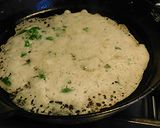 நலம் தரும் வெந்தய கீரை தோசை(vendhaya keerai dosai recipe in tamil) ரெசிபி ஸ்டேப் 2 புகைப்படம்