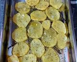 Foto del paso 4 de la receta: Besugos al horno con patatas, infusionados con aceite de tomillo