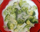 Foto del paso 2 de la receta: Brócoli con crema