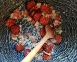 Kolbászos káposztaleves recept fázis 2 fotója
