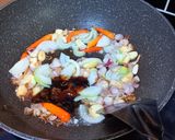 Foto langkah ke 2 dari resep Tumis Daging Saus Tiram.