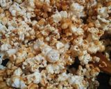 Foto langkah ke 6 dari resep Caramel Popcorn.