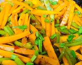 A picture of step 3 of Spicy schezwan hakka noodles Vegetarian.