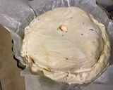 Une image de l'étape 12 de Tourte au munster, oignon, cumin et vin blanc.