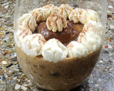 Foto del paso 6 de la receta: Postrecito rápido de dulce de leche con cookies