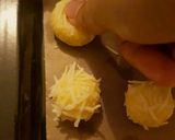 Foto langkah ke 9 dari resep Blueberry Thumbprint Cookies.