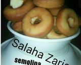 A picture of step 7 of Semolina Doughnuts.