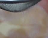 عکس مرحله 4 از دستور کیک کشمشی گردویی با عطر هل