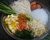 รูปขั้นตอนการทำที่ 1 ของ ผัดไท วุ้นเส้น / เส้นจันทร์ ทะเล
