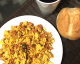 Foto del paso 3 de la receta: Huevos revueltos con salchicha