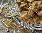 Foto langkah ke 3 dari resep Tumis Tahu Tauge Kecap.