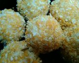 Foto langkah ke 5 dari resep Riceball Sosis.