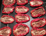 Foto del paso 9 de la receta: Tomates secos sabor anchoas y albahaca en aceite